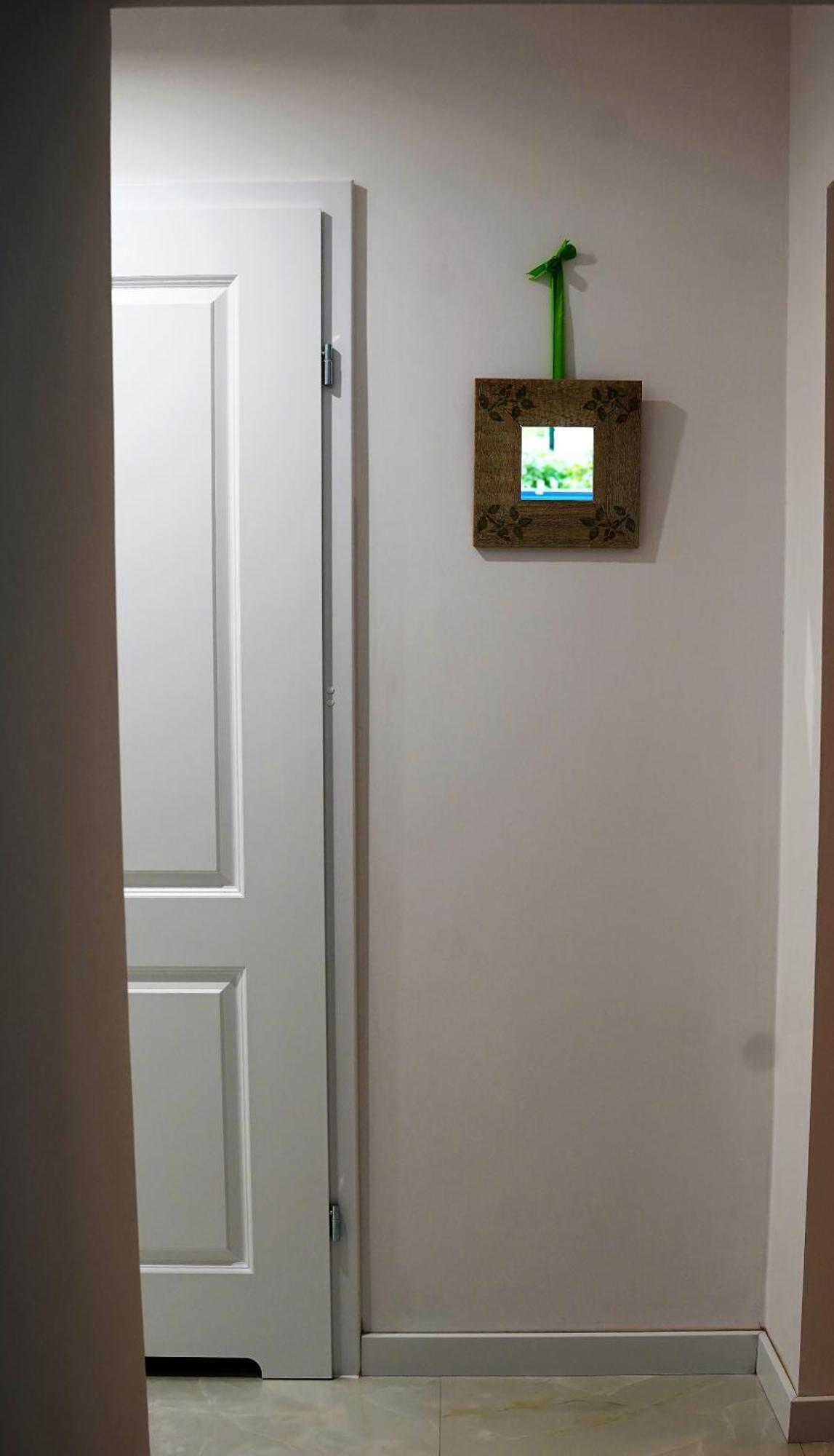 Nice Apartament With Small Tub وارسو المظهر الخارجي الصورة